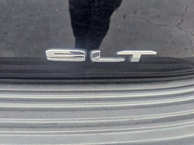 Used 2023 GMC Yukon SLT RWD image 10