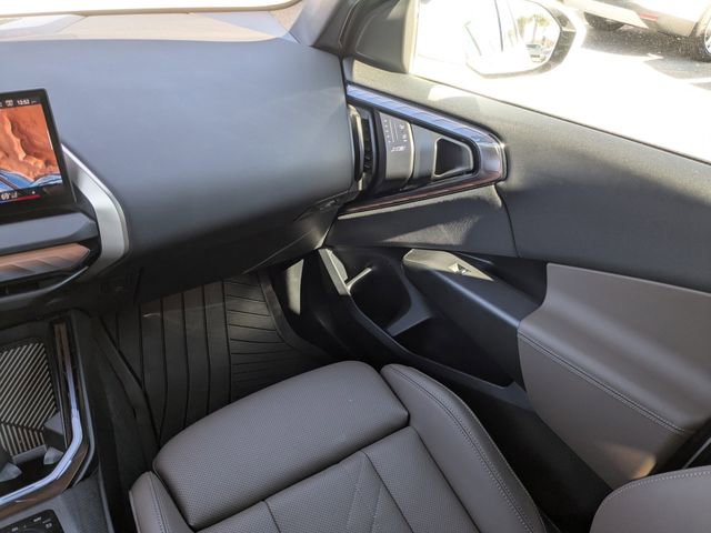 Used 2025 BMW X3 xDrive30i w/ Convenience Package image 17