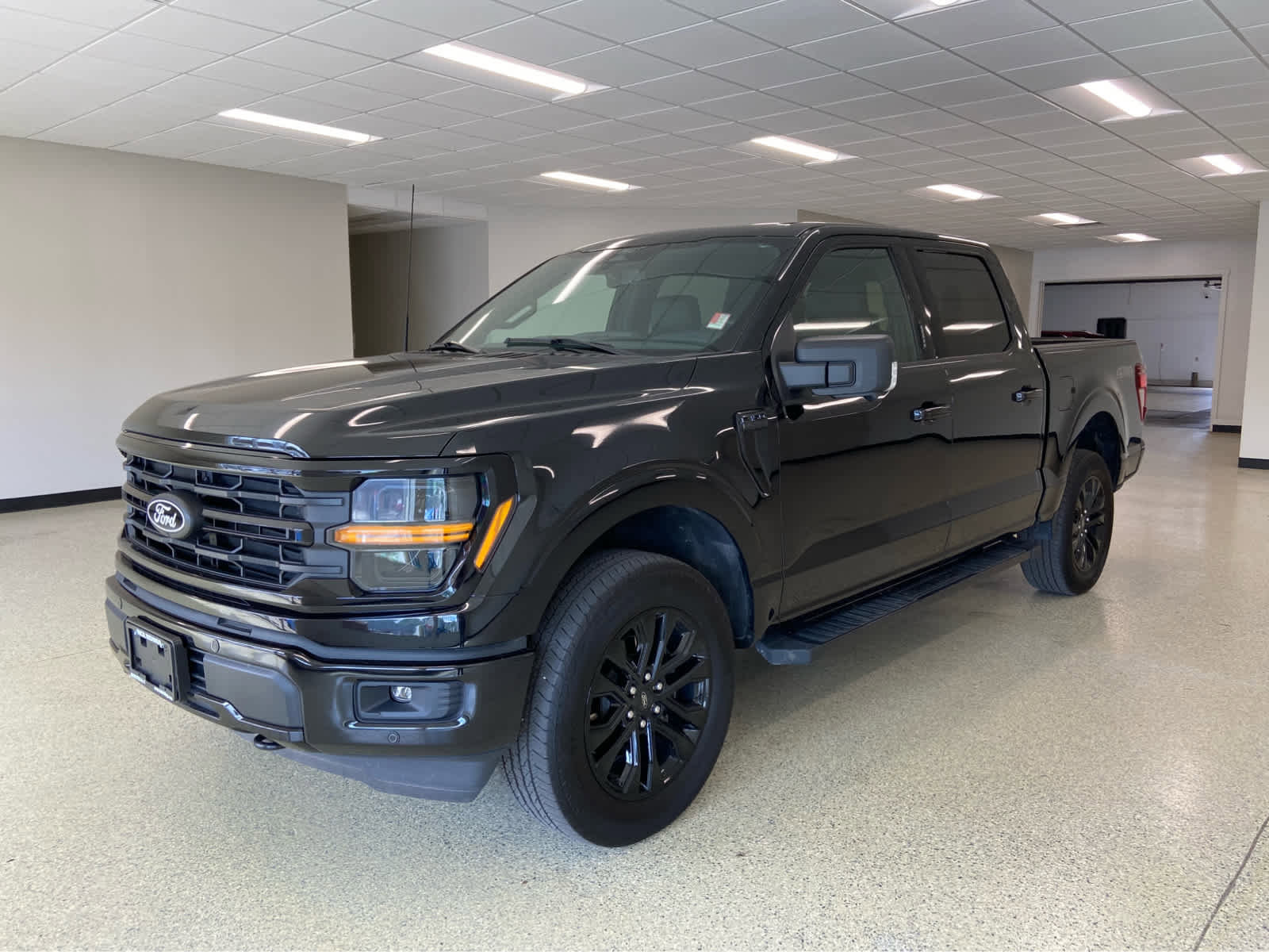 Used 2024 Ford F150 XLT w/ Equipment Group 303A High image 10