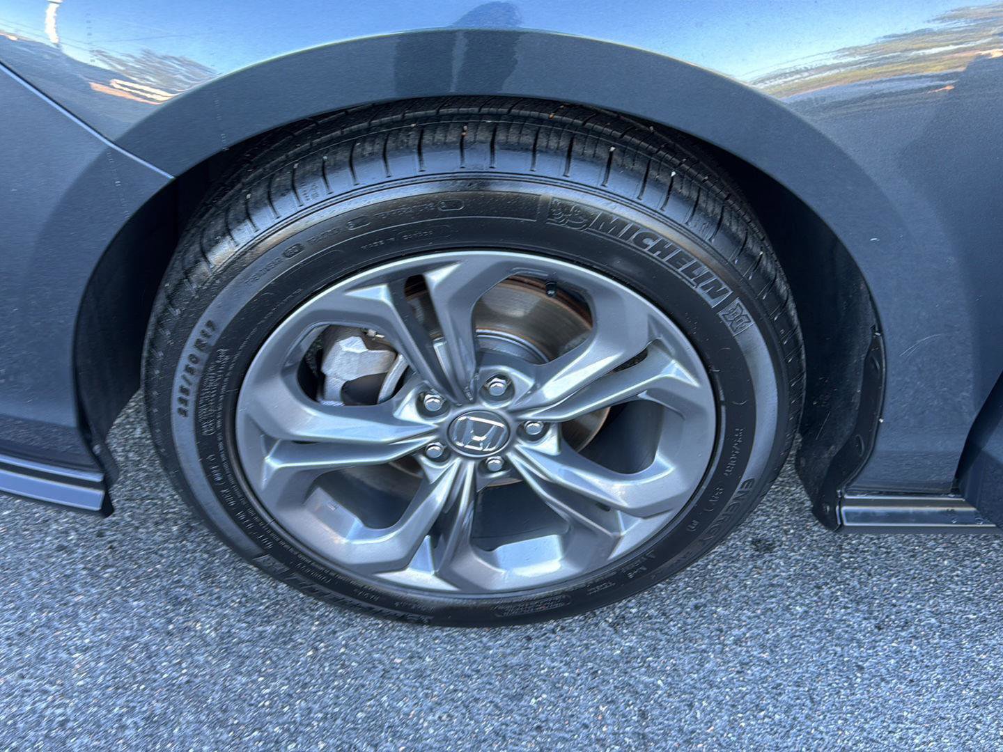 Used 2024 Honda Accord EX image 33