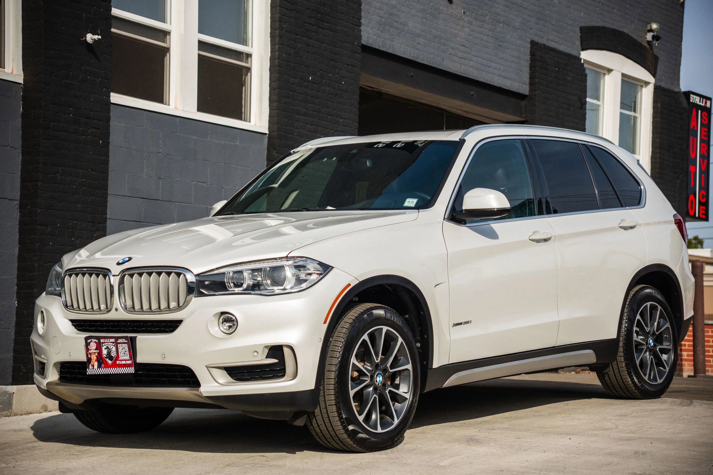 Used 2018 BMW X5 xDrive35i w/ Driving Assistance Package image 3