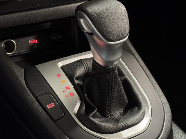 Used 2022 Kia Forte LXS w/ LXS Technology Package FWD image 17