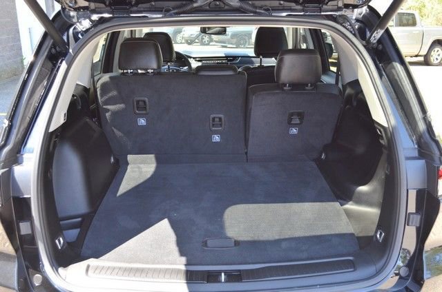 Used 2023 Jeep Grand Cherokee Limited w/ Black Appearance Package AWD/4WD image 37
