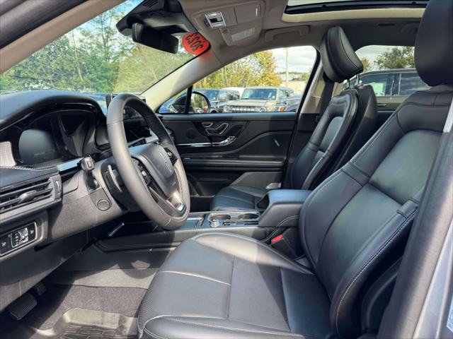 Used 2023 Lincoln Corsair AWD w/ Equipment Group 101A image 15