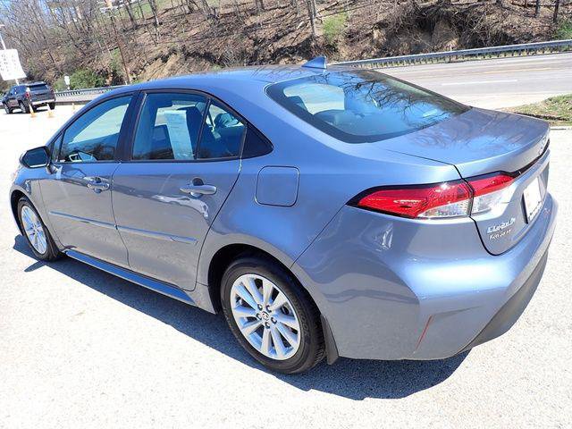 Certified 2025 Toyota Corolla LE w/ LE Premium Package image 8