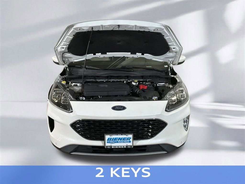 Used 2020 Ford Escape Titanium AWD/4WD image 16