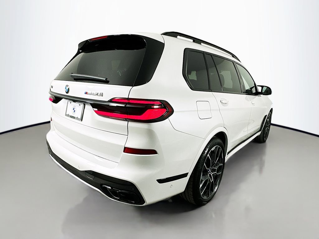 New 2026 BMW X7 M60i image 5