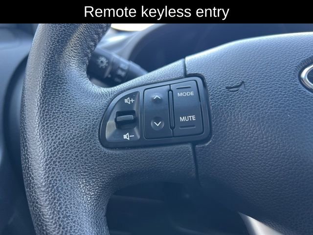 Used 2011 Kia Sportage SX w/ Premium Pkg w/Leather Seats image 11