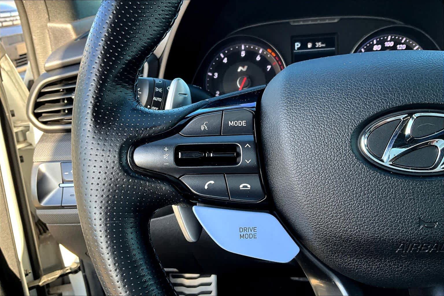 Used 2021 Hyundai Veloster N image 22