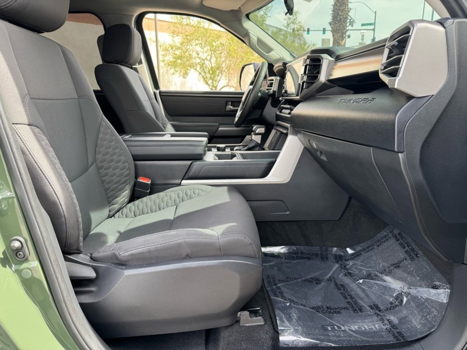 Used 2022 Toyota Tundra SR5 w/ SR5 Convenience Package AWD/4WD image 20