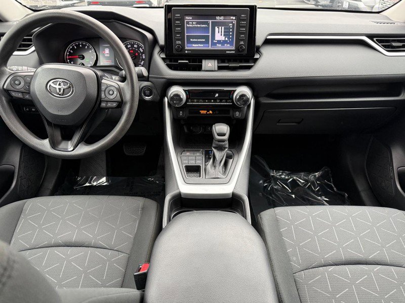 Used 2021 Toyota RAV4 XLE image 13
