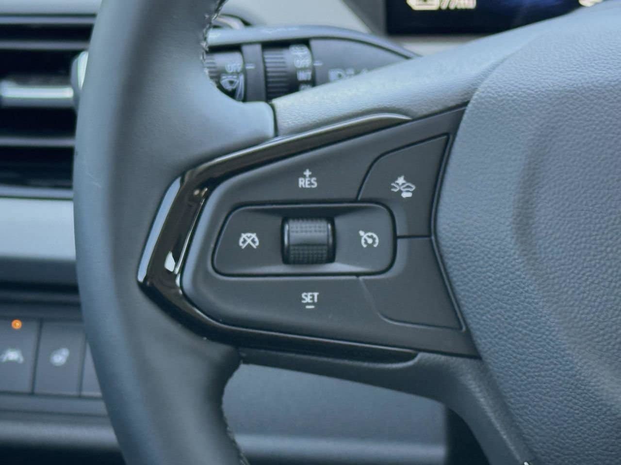 New 2027 Chevrolet Bolt RS w/ Technology Package image 13