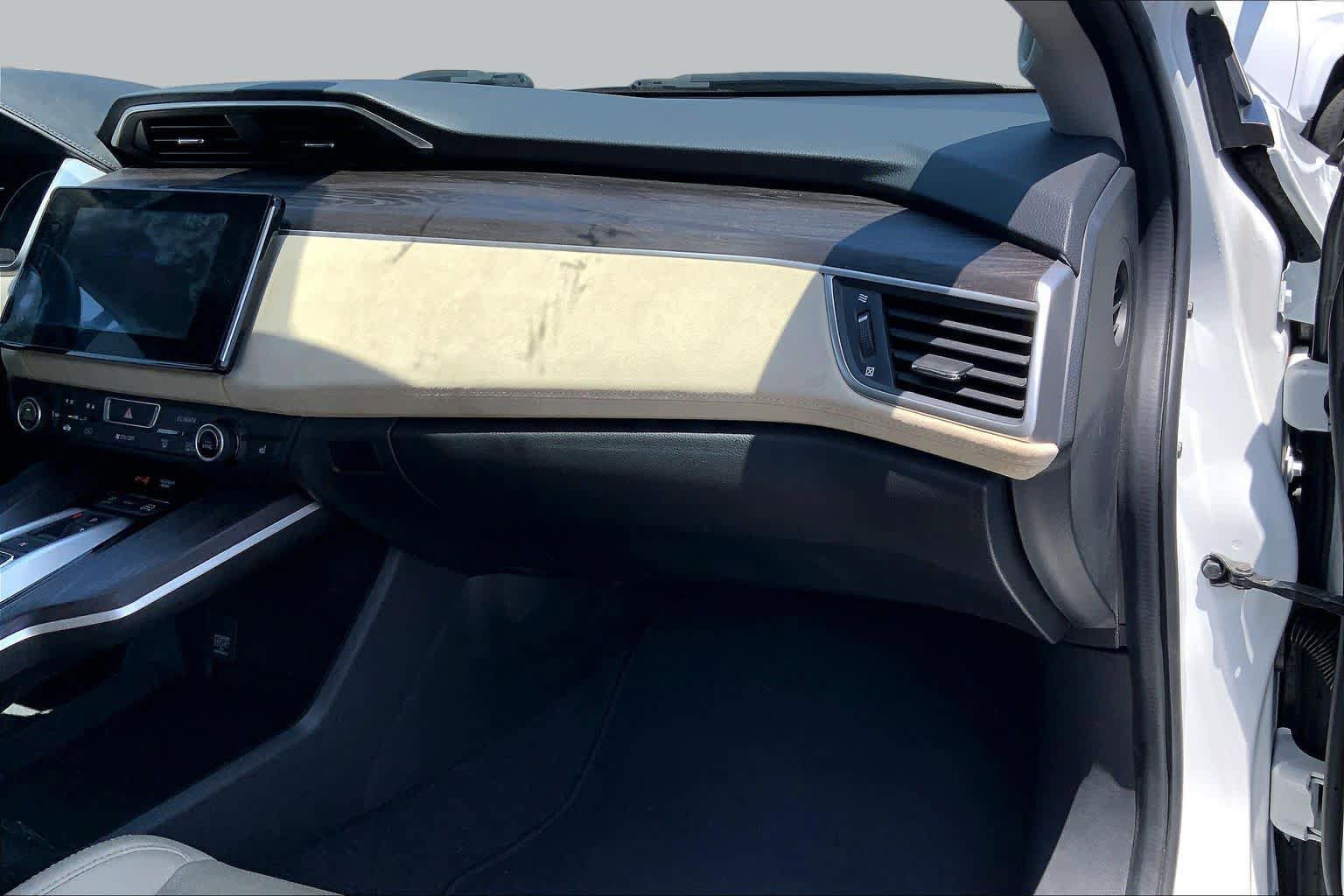 Used 2018 Honda Clarity Touring image 18