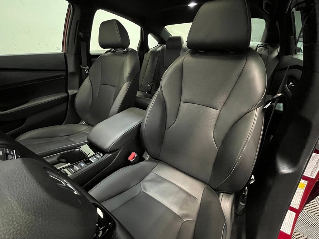 Used 2023 Honda Accord Sport image 11