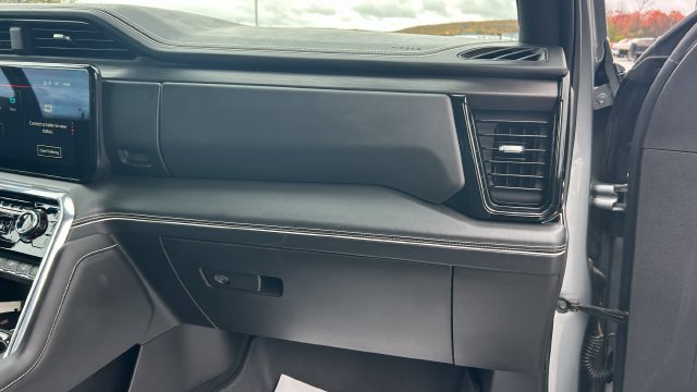 Certified 2025 GMC Sierra 2500 AT4X w/ AT4X AEV Edition AWD/4WD image 36