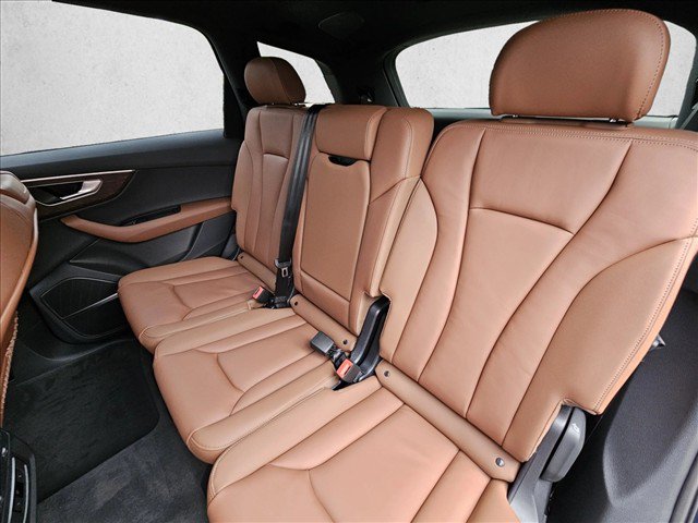 New 2026 Audi Q7 2.0T Premium AWD/4WD image 16