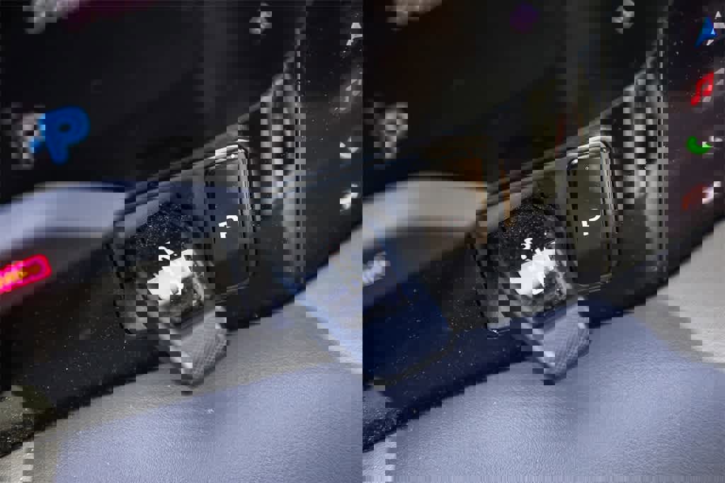 Used 2022 Porsche Taycan 4S image 20