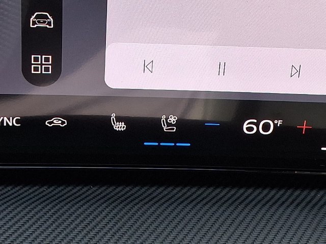 New 2026 Audi SQ5 Premium Plus AWD/4WD image 18