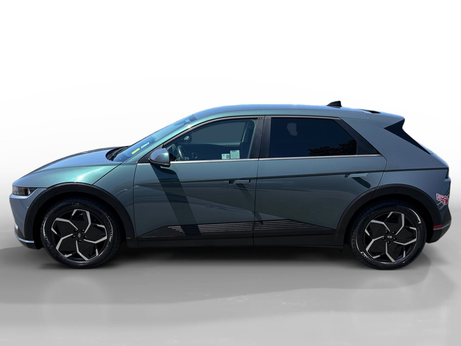 Certified 2024 Hyundai Ioniq 5 SEL RWD image 2