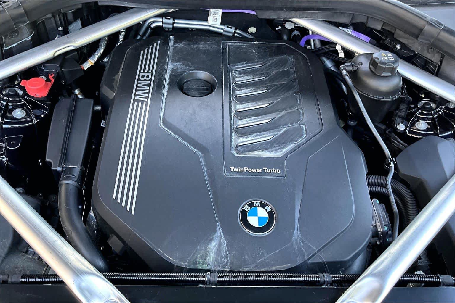 Used 2023 BMW X5 sDrive40i w/ M Sport Package RWD image 33
