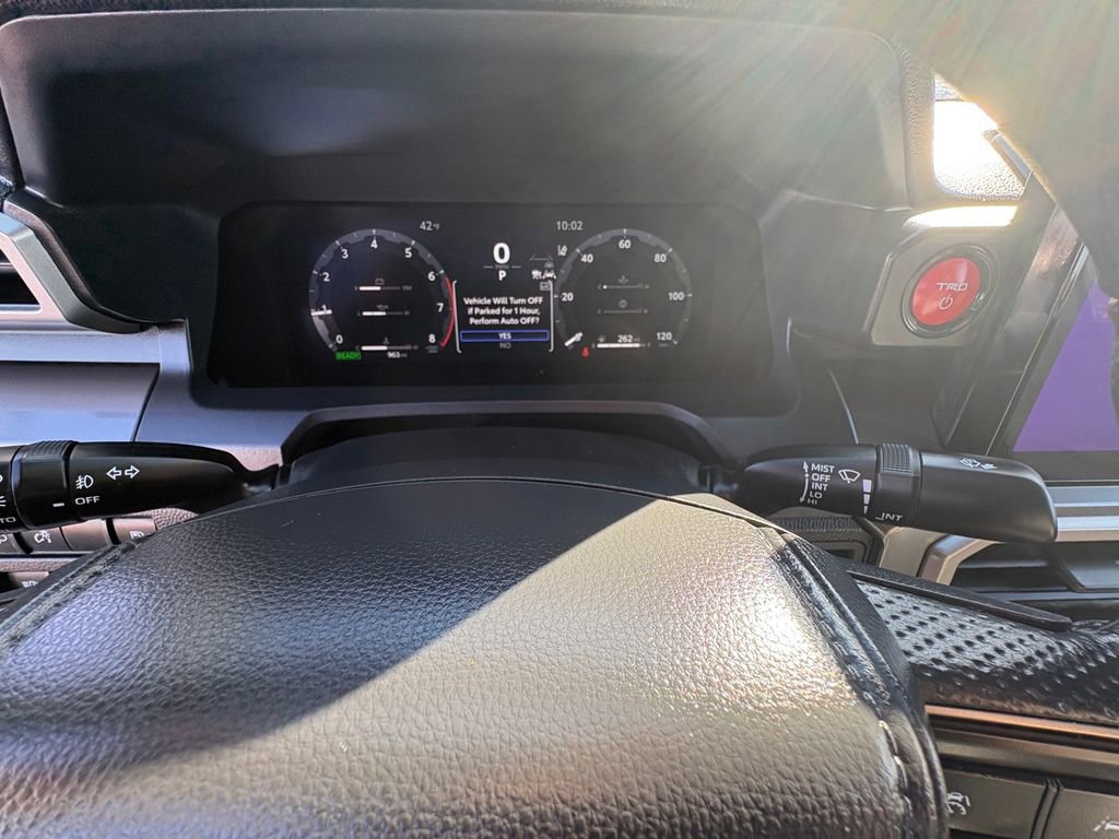 Used 2025 Toyota Tacoma TRD Off-Road image 18