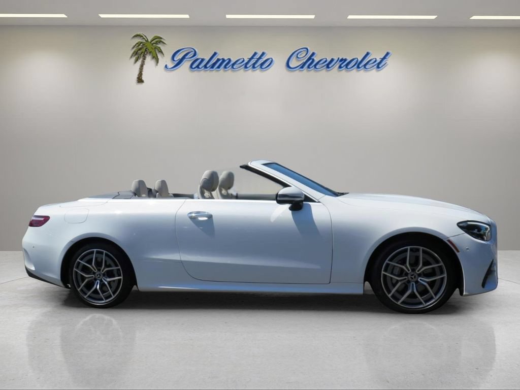 Used 2023 Mercedes-Benz E 450 Cabriolet image 2