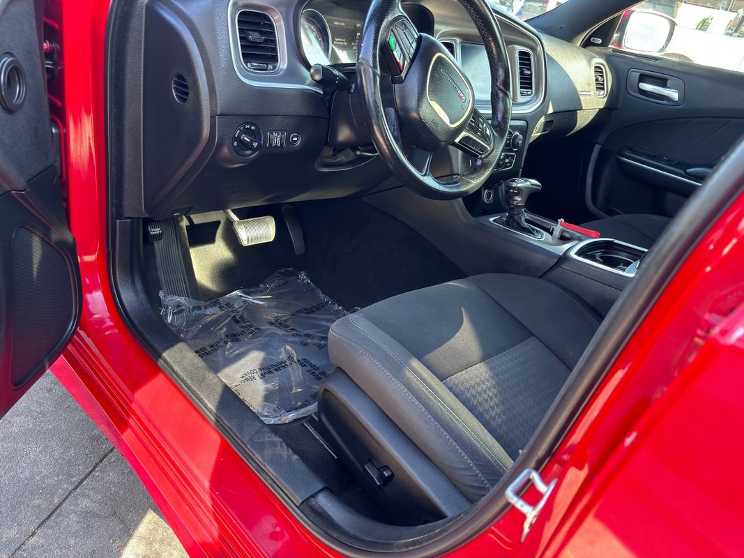 Used 2019 Dodge Charger R/T image 40
