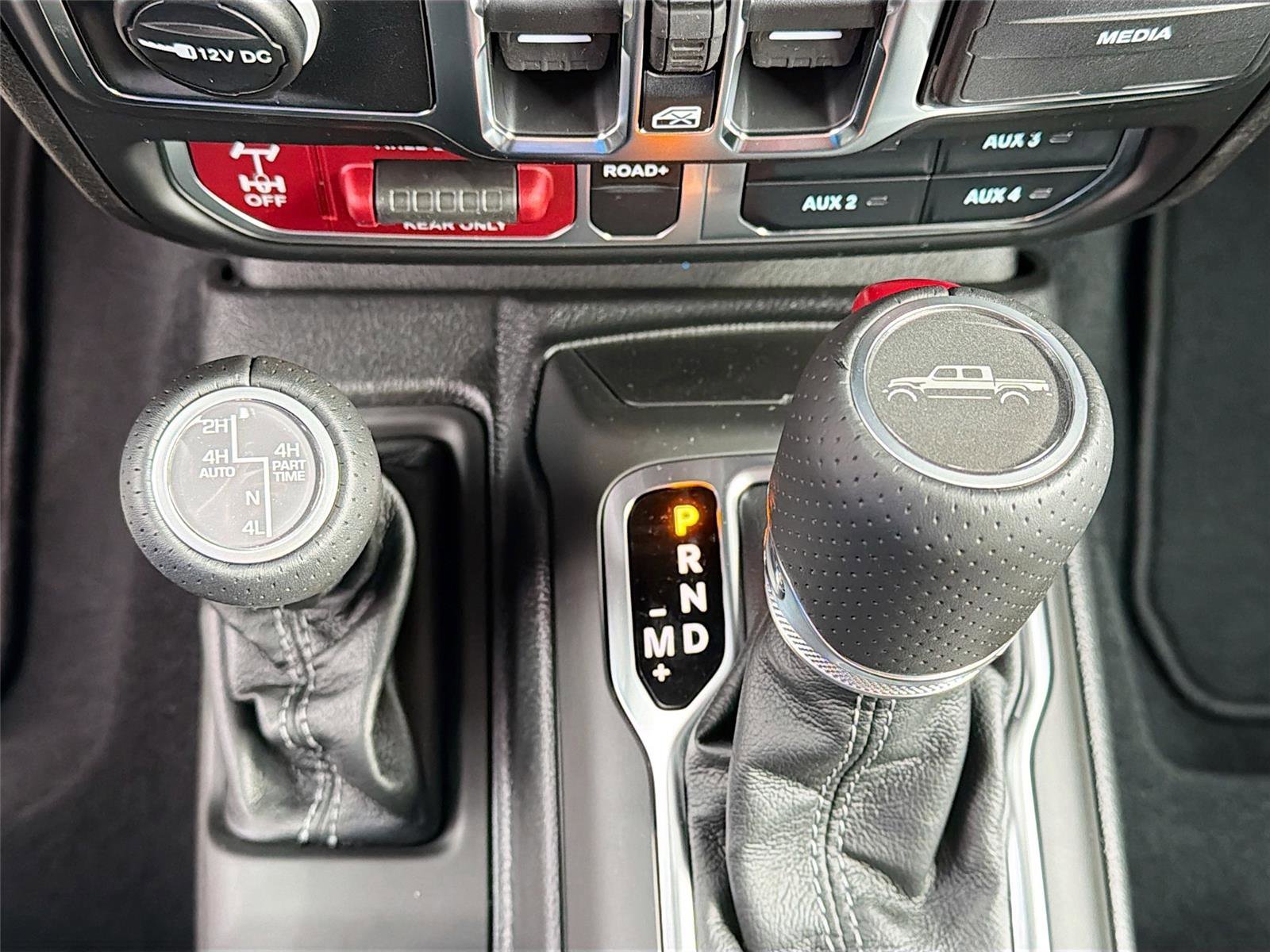 New 2026 Jeep Gladiator Mojave image 17