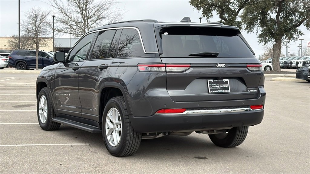 Used 2025 Jeep Grand Cherokee Laredo X w/ Luxury Tech Group I image 3