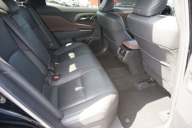 Used 2023 Toyota Crown AWD/4WD image 16