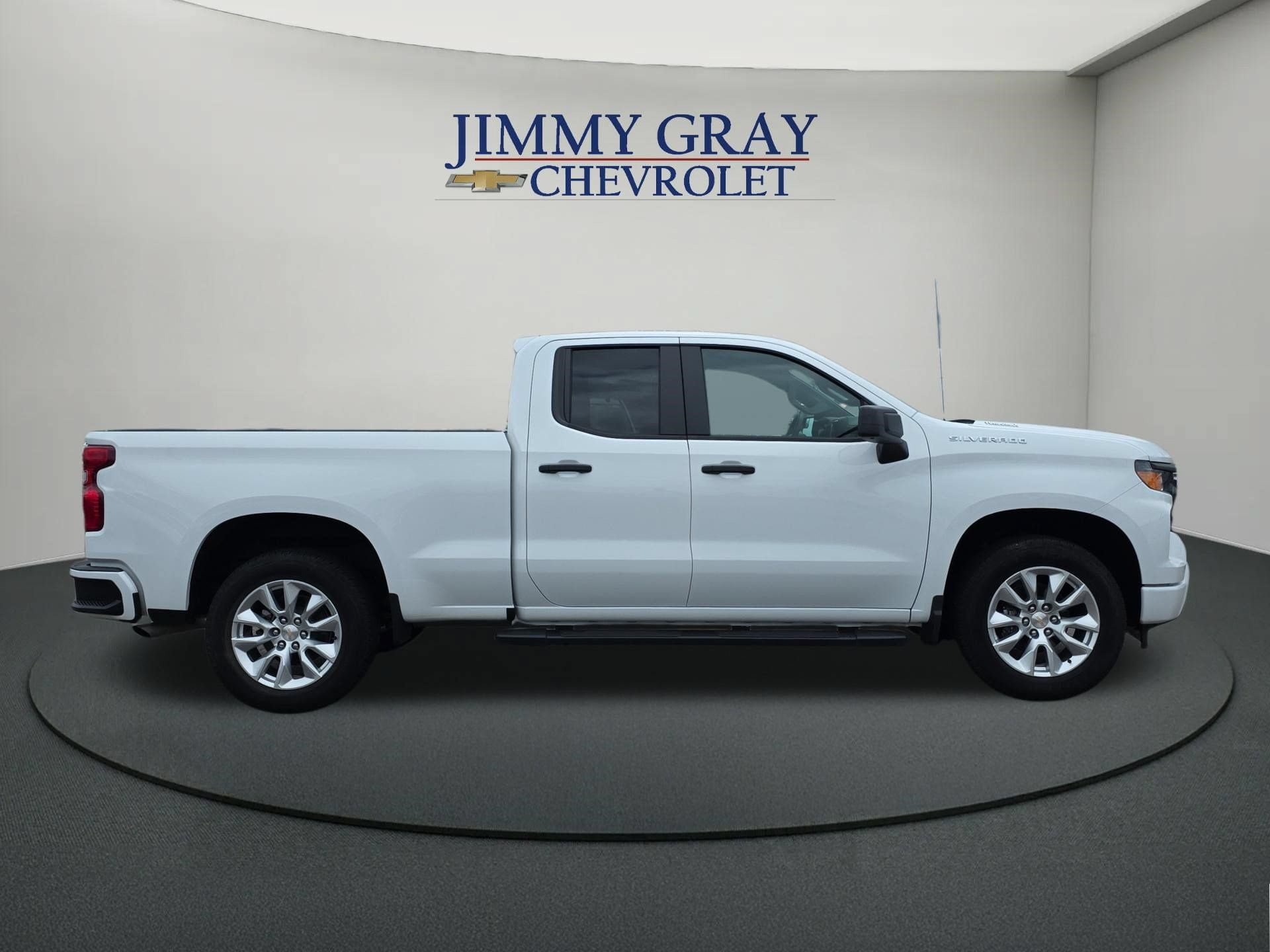 New 2026 Chevrolet Silverado 1500 Custom RWD image 6