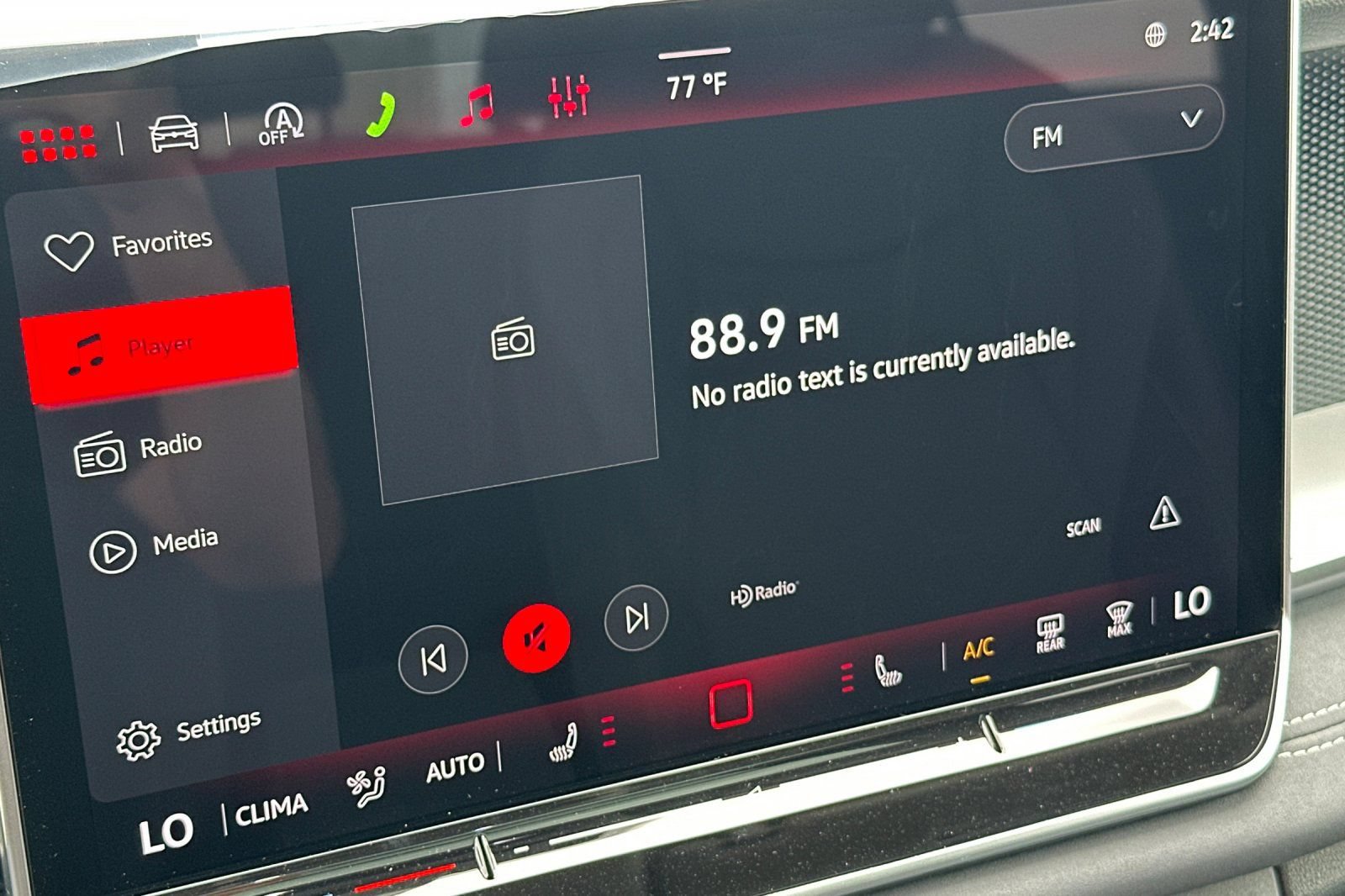 New 2026 Volkswagen Tiguan SE AWD/4WD image 18