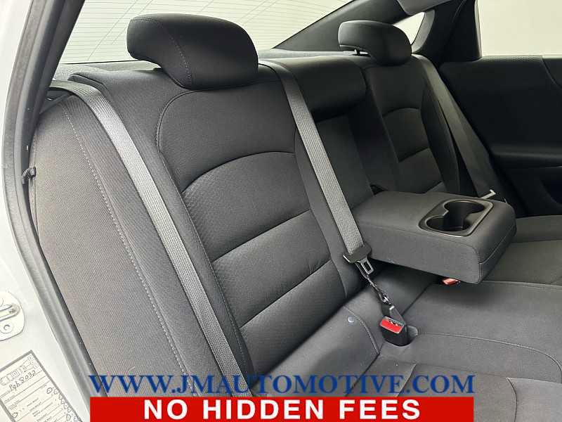 Used 2023 Chevrolet Malibu LT FWD image 18