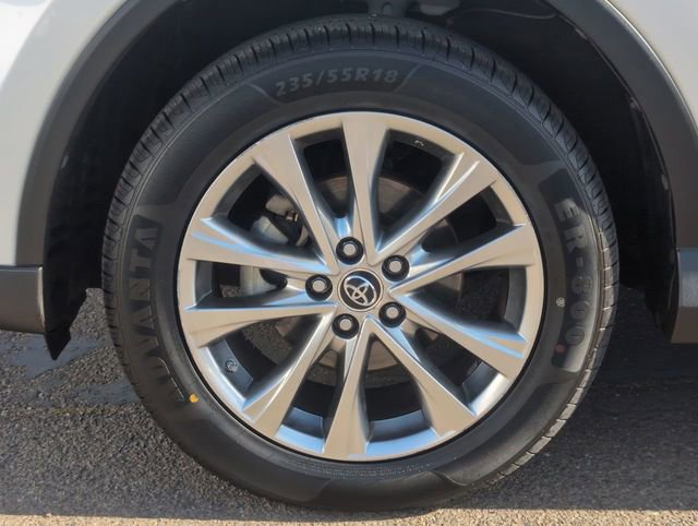 Used 2017 Toyota RAV4 Limited FWD image 33