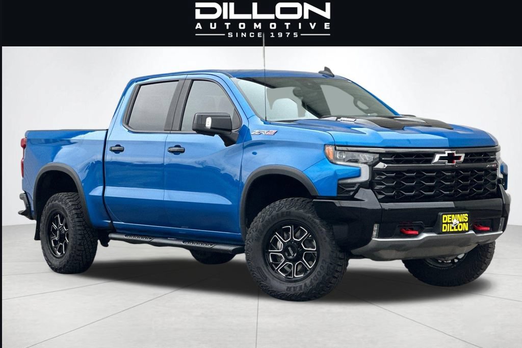 Used 2024 Chevrolet Silverado 1500 ZR2 w/ Technology Package AWD/4WD image 2