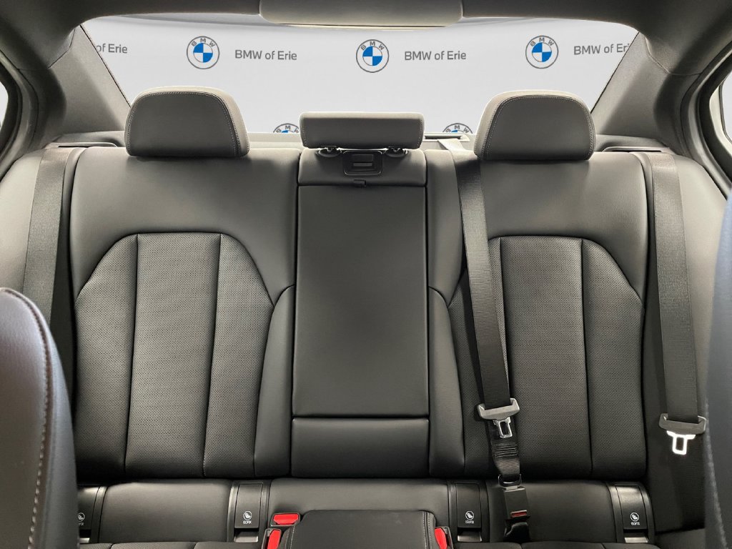 New 2026 BMW 330i xDrive Sedan w/ Premium Package AWD/4WD image 11