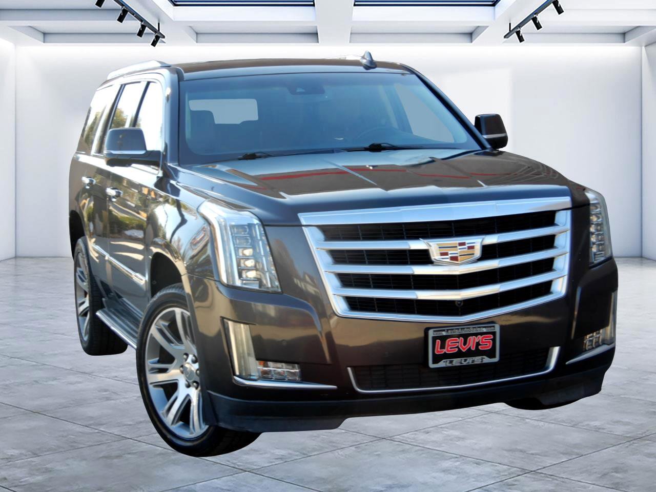 Used 2016 Cadillac Escalade Luxury