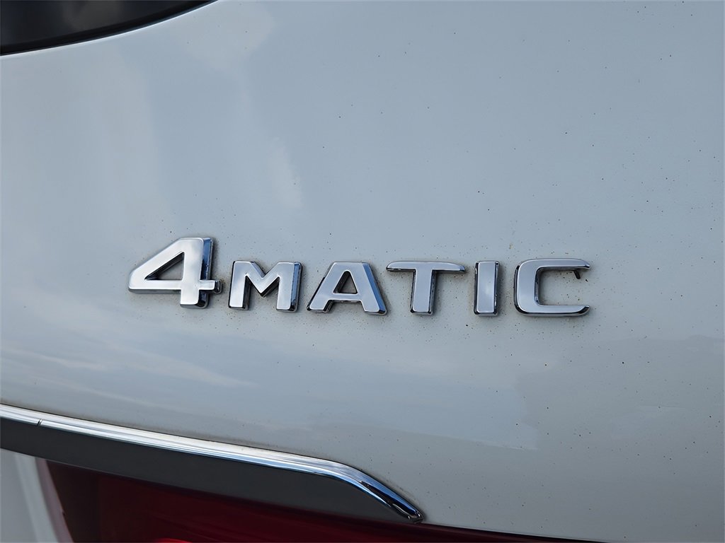 Used 2019 Mercedes-Benz GLC 300 4MATIC image 24