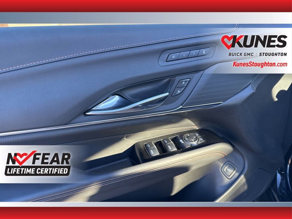 Used 2025 Cadillac CT4 Sport image 20