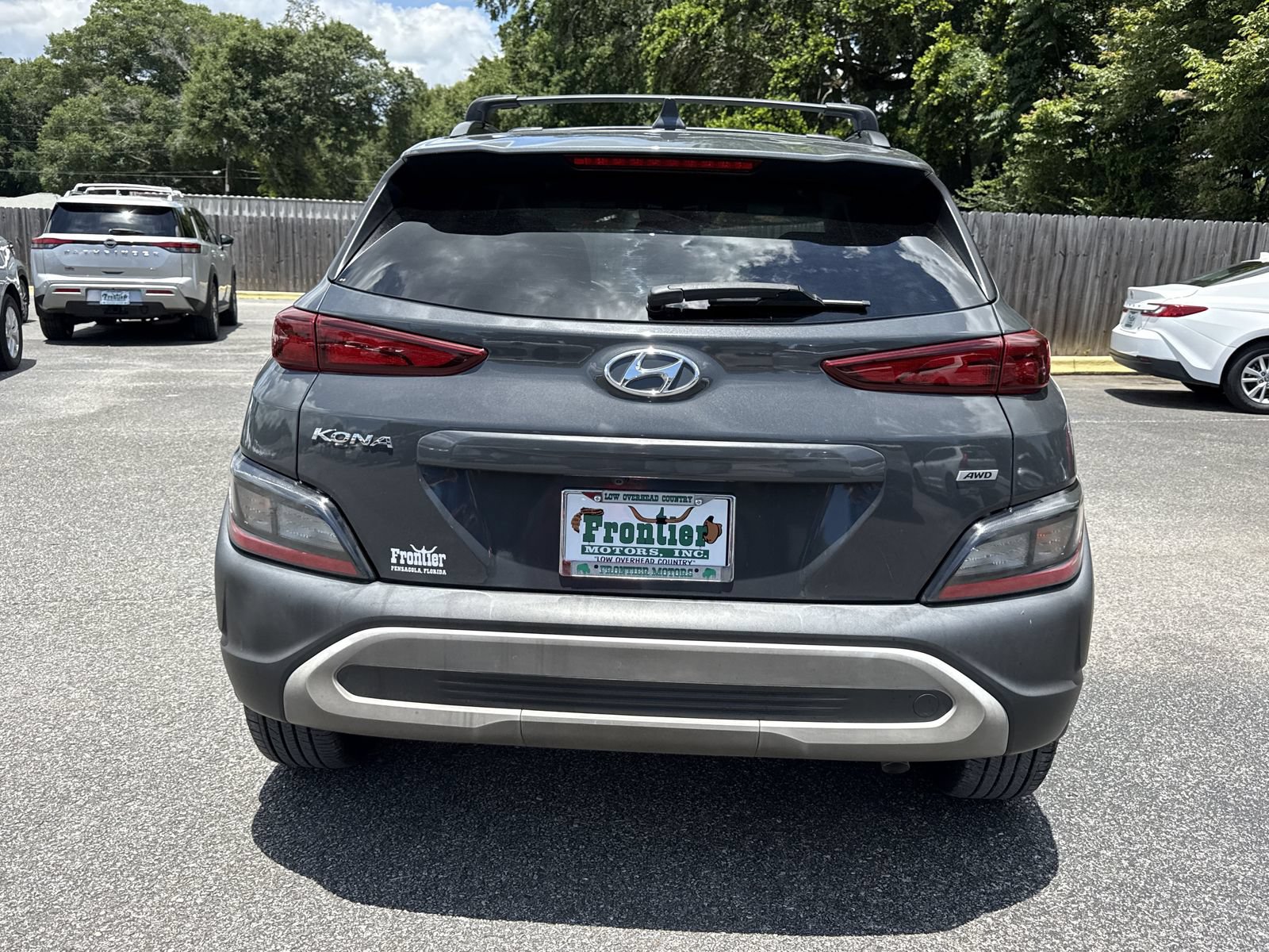 Used 2023 Hyundai Kona SEL AWD/4WD image 4