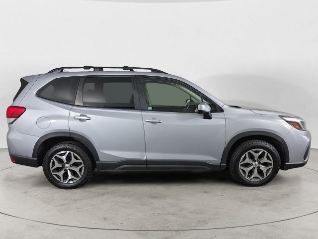 Used 2021 Subaru Forester Premium w/ Popular Package #1 AWD/4WD image 4