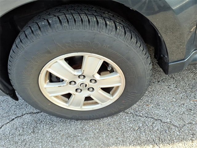 Used 2010 Mercury Mariner 4WD image 6