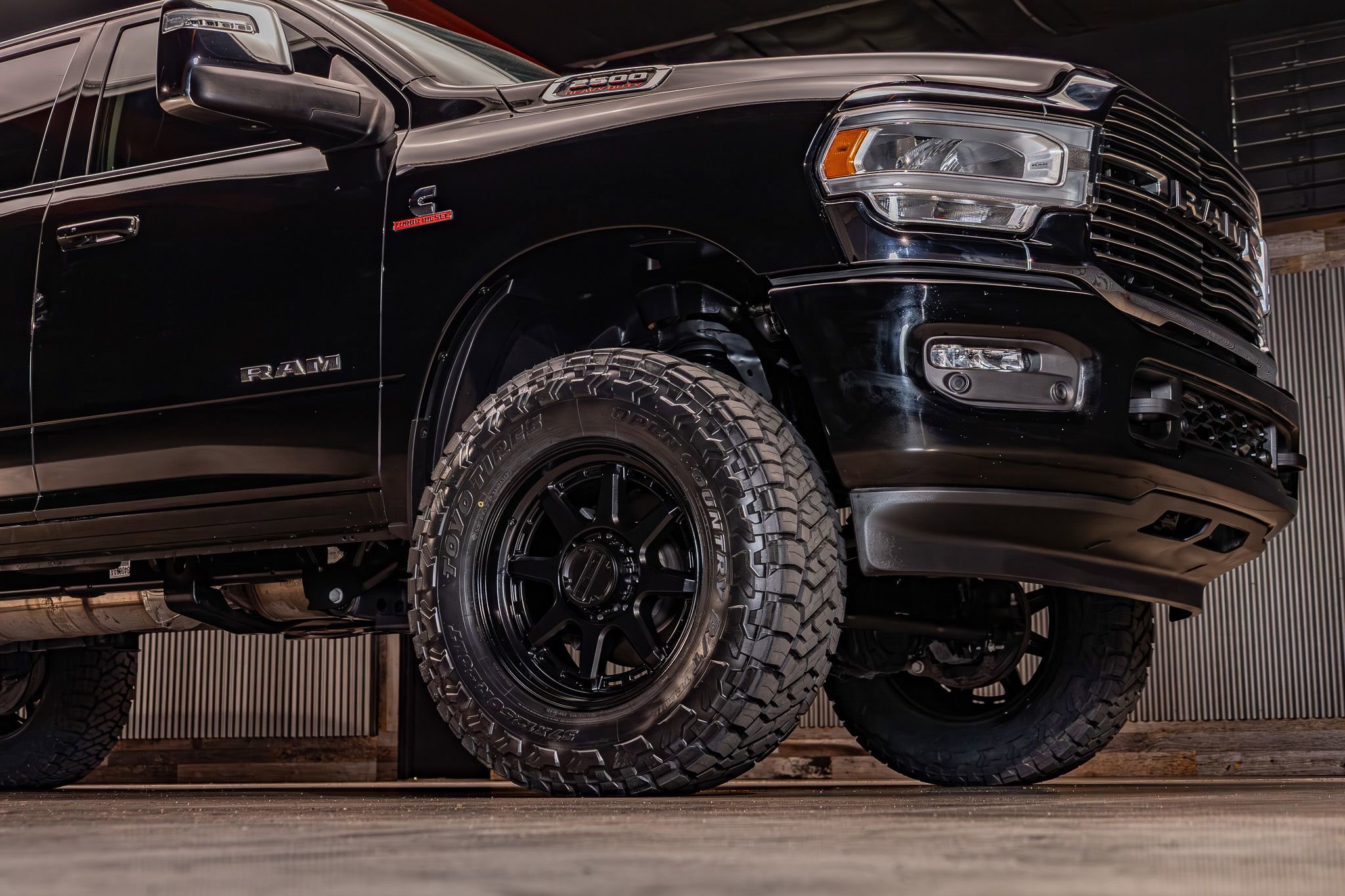 Used 2023 RAM 2500 Laramie image 12