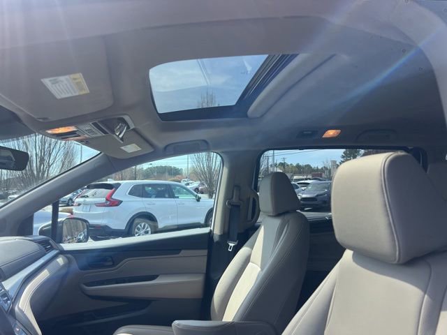 Certified 2023 Honda Odyssey EX-L image 12