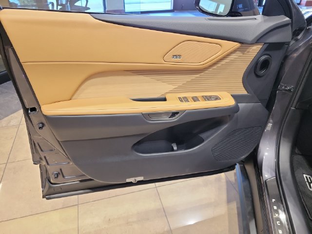New 2026 Lexus ES 500e w/ Accessory Package (2T) AWD/4WD image 19