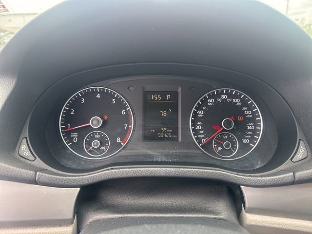 Used 2014 Volkswagen Passat 1.8T S image 24