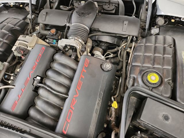Used 2000 Chevrolet Corvette Convertible RWD image 15
