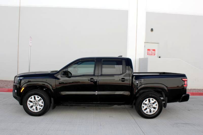 Used 2024 Nissan Frontier SV w/ SV Convenience Package image 8