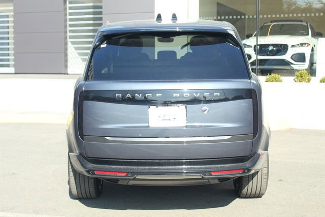 New 2026 Land Rover Range Rover Long Wheelbase SE image 7