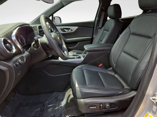 Used 2021 Chevrolet Blazer LT FWD image 16